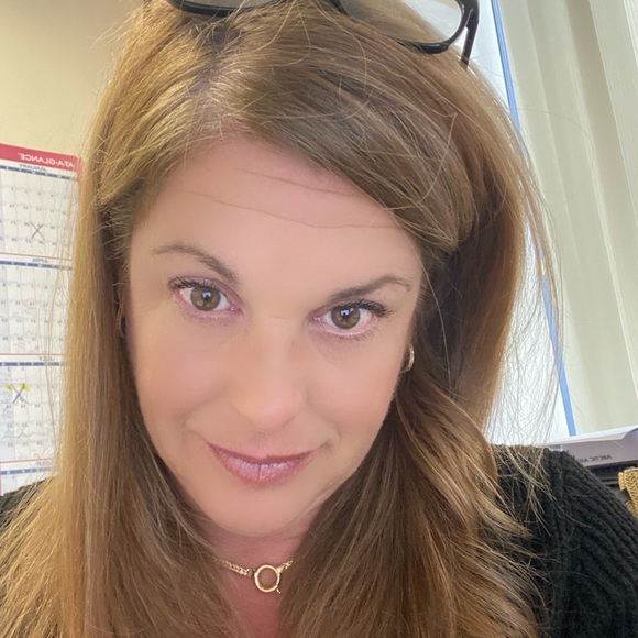 Meet your Posher, Joyce - Picture 6 of 10